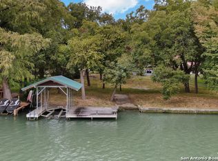 2673 Blumberg Park, Seguin, TX 78155