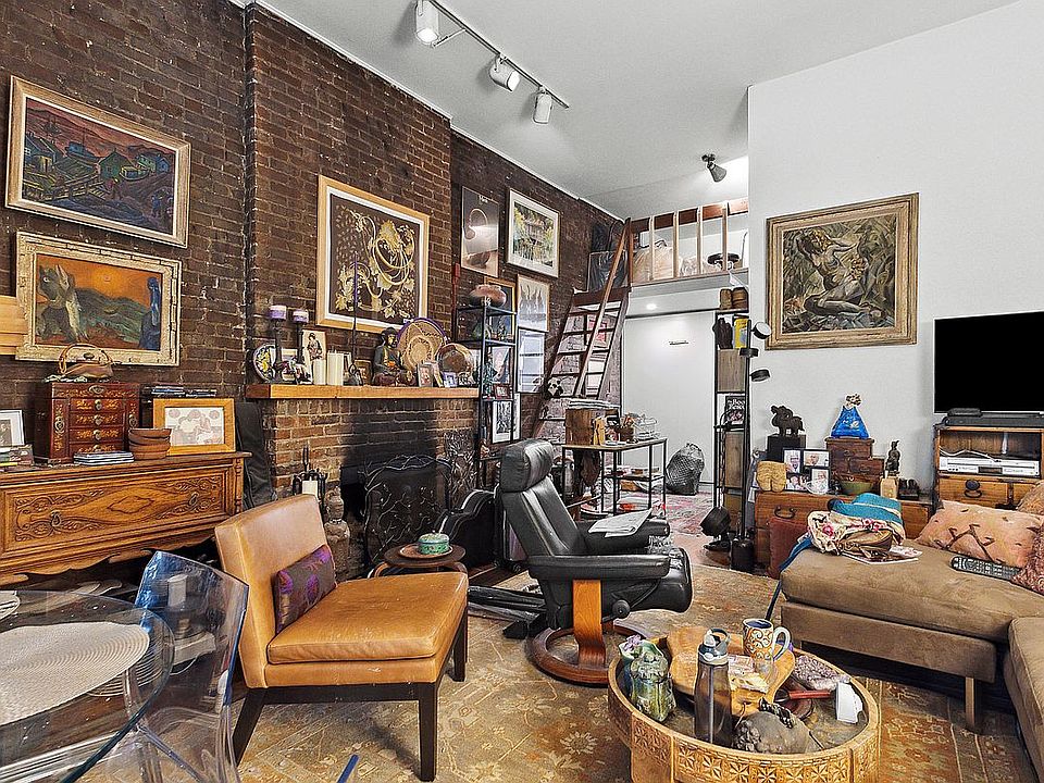 1st image of 304 W 88th St APT 1A
