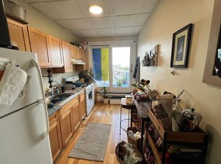 223 Lexington St FLOOR 3, Boston, MA 02128