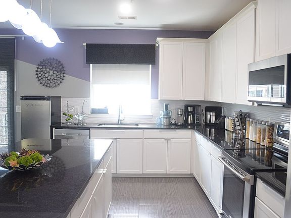5th image of 14760 Mason Creek Cir #35
