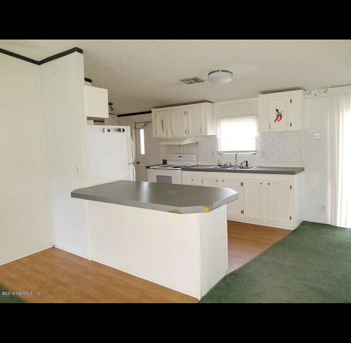 3 bed, 1144 sqft, $1,600 — Photo 3