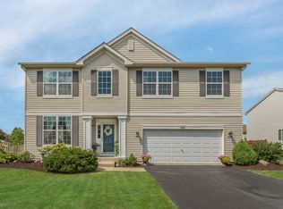 807 Parkside Ln, Yorkville, IL