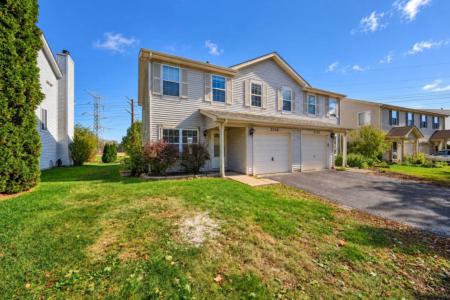 3 bed, 2.5 bath, 1382 sqft, $2,550 — Photo 3