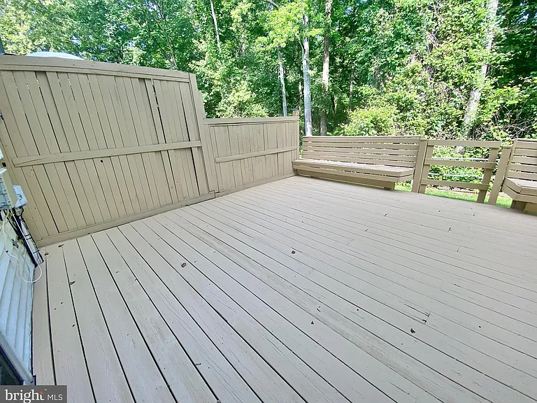 6212 Hillside Rd — Photo 32