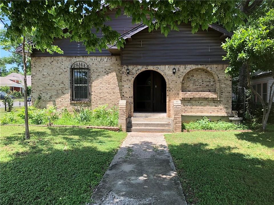 1st image of 814 NW 14th St