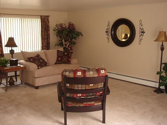 2nd image of 2631 S University Blvd