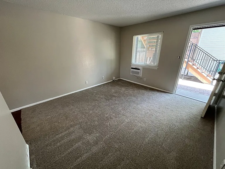 720 Plumas Street — Photo 9