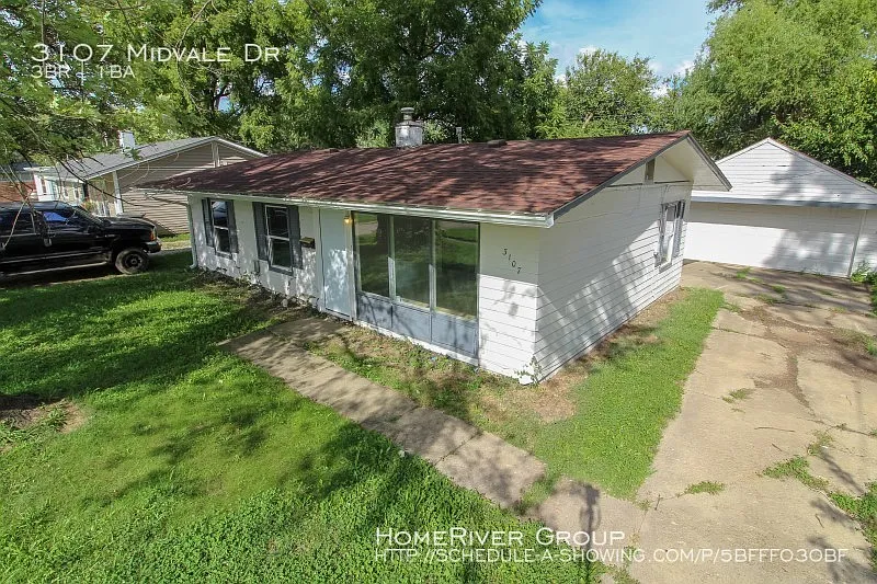 3107 Midvale Dr photo 1