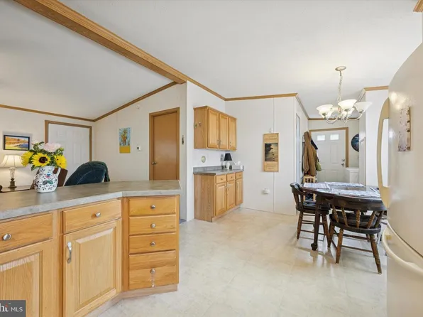 147 3rd Ave, Media, PA 19063