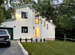 1155 Country Place Dr, Tobyhanna, PA