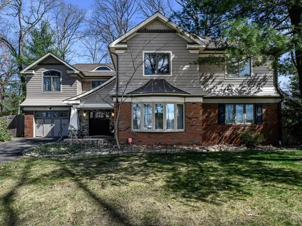 3811 Park Ave, Edison, NJ 08820