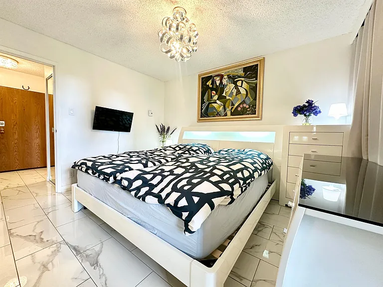 850 Burrard St #1006 — Photo 17