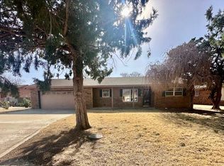 2905 W 21st St, Plainview, TX 79072