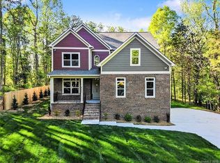 4309 Red Berry Ct, Charlotte, NC 28213