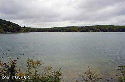 1st image of 5184 S Lake Shore Blvd