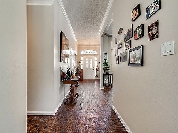 3rd image of 7600 Acorn Dr