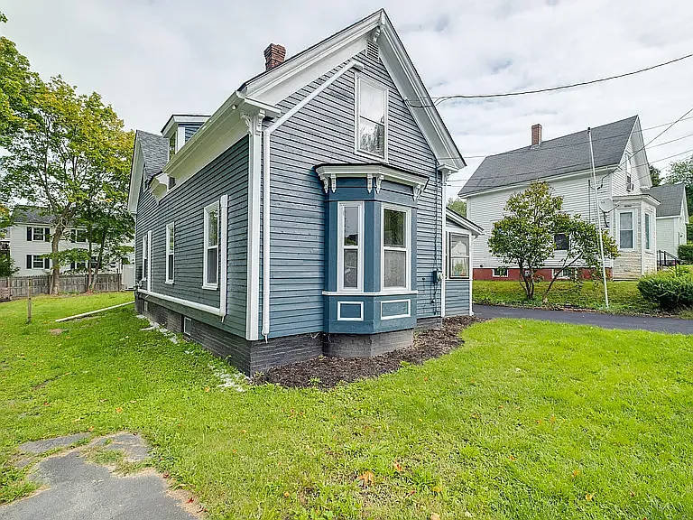 99 Oak St — Photo 21