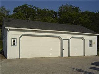 5th image of 9003 Mountain View Dr