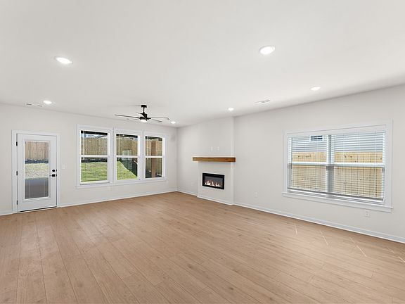 3rd image of 5903 SW Bear Creek Ave