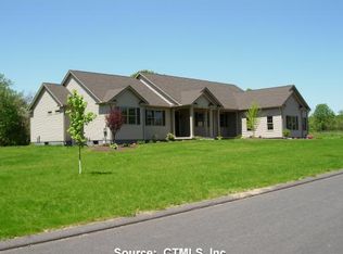 31 Tumblebrook Dr, Bolton, CT 06043