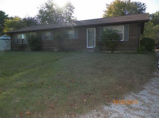 105 Indian Hill Dr, Belleville, IL