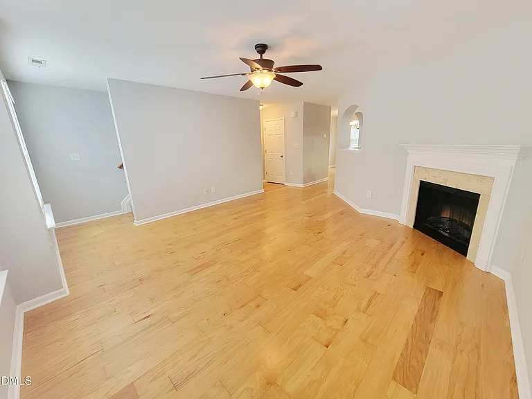 8827 Thornton Town Pl — Photo 17