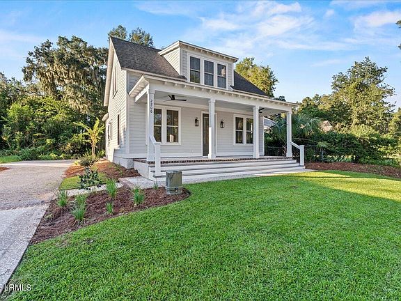 2nd image of 2206 National St Lot 1