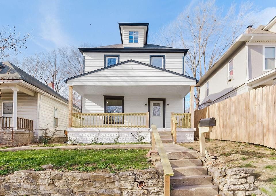 1st image of 414 Quincy Ave