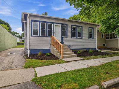 1225 The Strand, Waukesha, WI, 53186