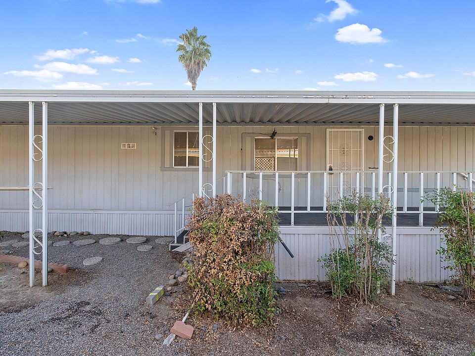 860 E Grangeville Boulevard UNIT 151, Hanford, CA 93230 MLS 226299