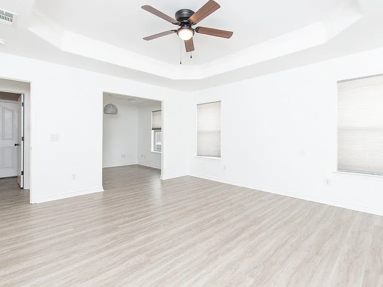 4602 Lauren Mackenzie Dr — Photo 19