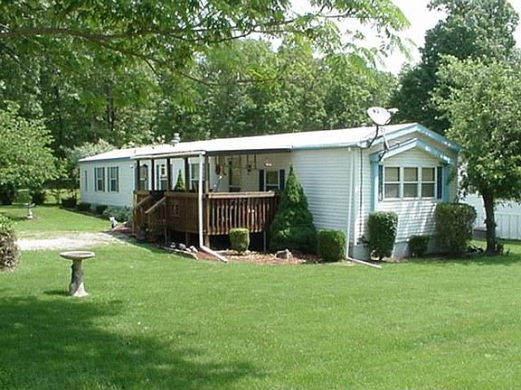 2nd image of 23 Robin Ln
