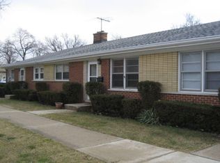 127 W Ash St APT B, Lombard, IL 60148