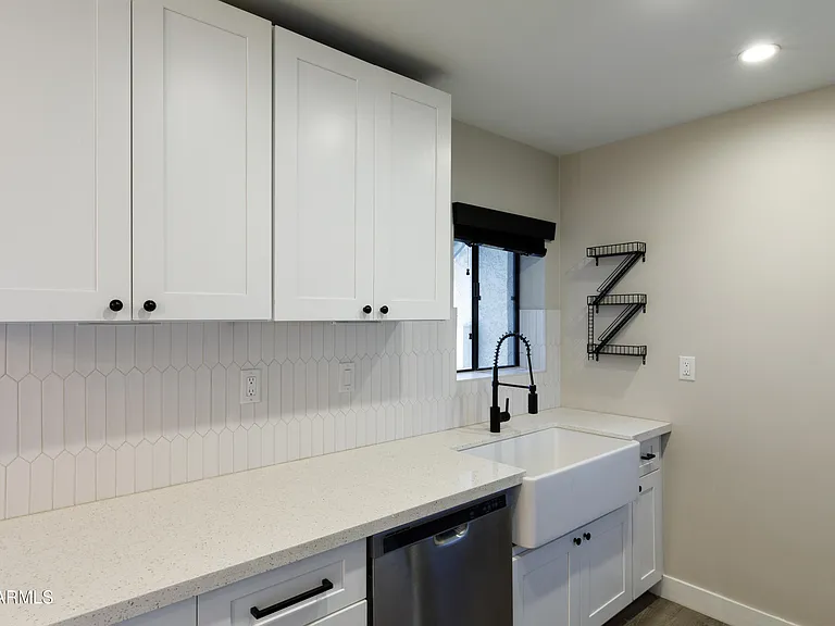 6480 N 82nd St #1123 — Photo 9