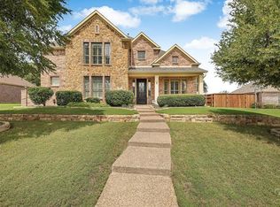 313 Farm View Trl, Keller, TX 76248