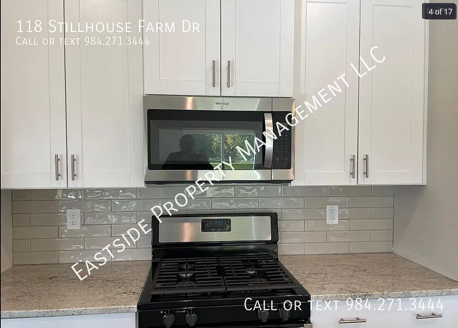 Like-Newly maintained beautiful two-story home, where modern elegance meets comfort!! First floor... — Photo 4