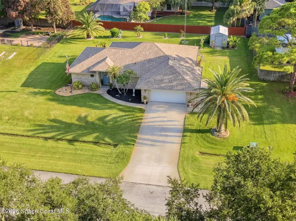 120 Nesbitt St NE, Palm Bay, FL 32907