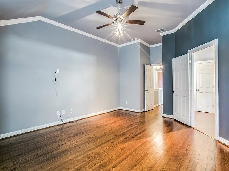 2330 Throckmorton St — Photo 23