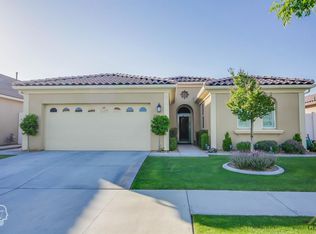 12416 Abercromby Dr, Bakersfield, CA 93312