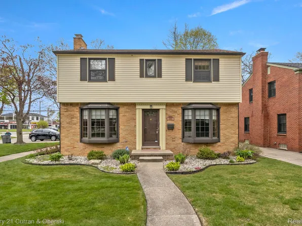 21984 Wildwood St, Dearborn, MI 48128