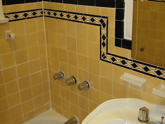 5th image of 631 S Cochran Ave APT 104