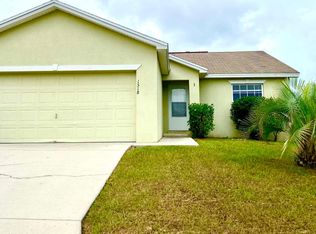 1518 Merrimack Pkwy, Davenport, FL 33837