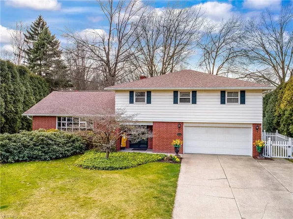 270 Tanglewood Trl, Wadsworth, OH 44281