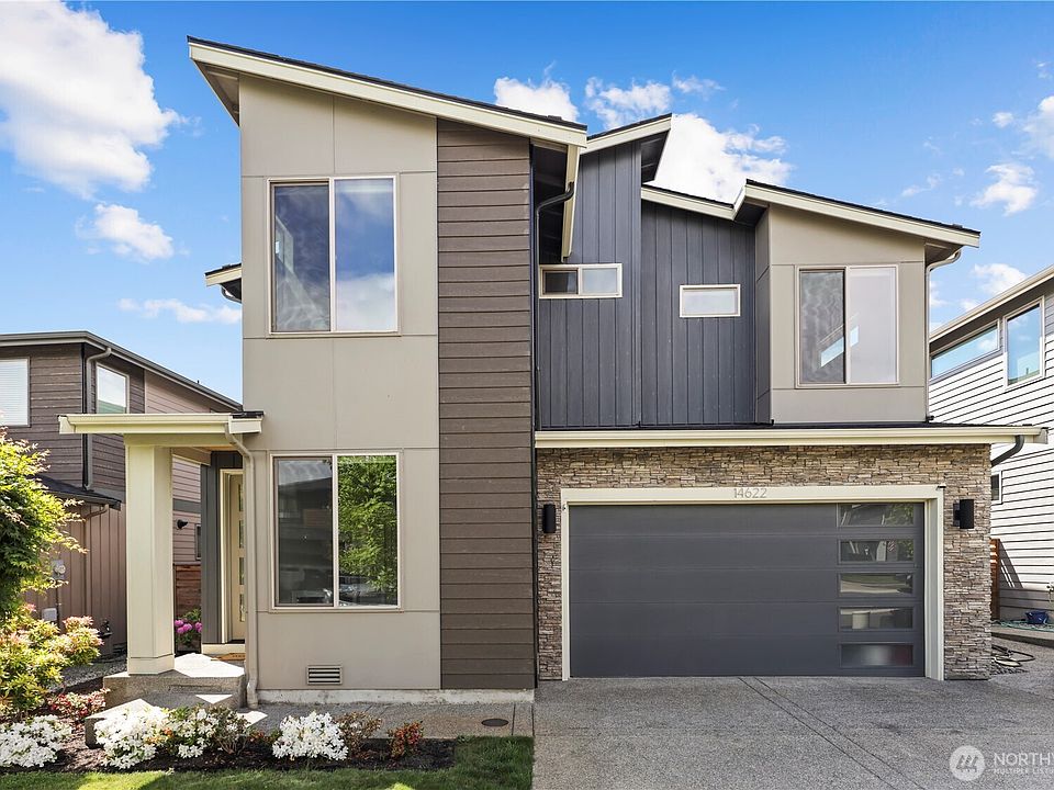 1st image of 14622 199th Avenue E