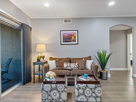 4th image of 5401 E VAN BUREN Street #1093