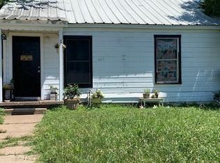 406 SW 11th St, Mineral Wells, TX 76067