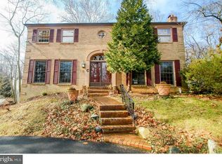 206 Maple Ave, Wyncote, PA 19095