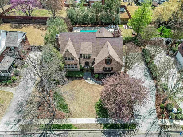 2738 Deford Mill Rd SE, Owens Cross Roads, AL 35763