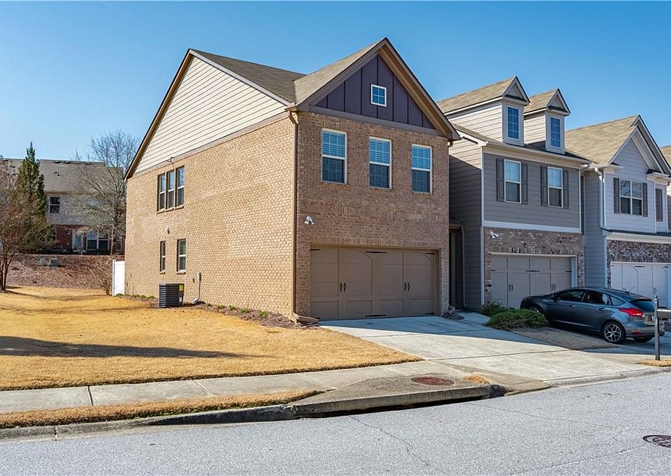1st image of 3649 Brockenhurst Dr