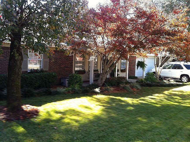 2nd image of 107 Bowdoin Ct